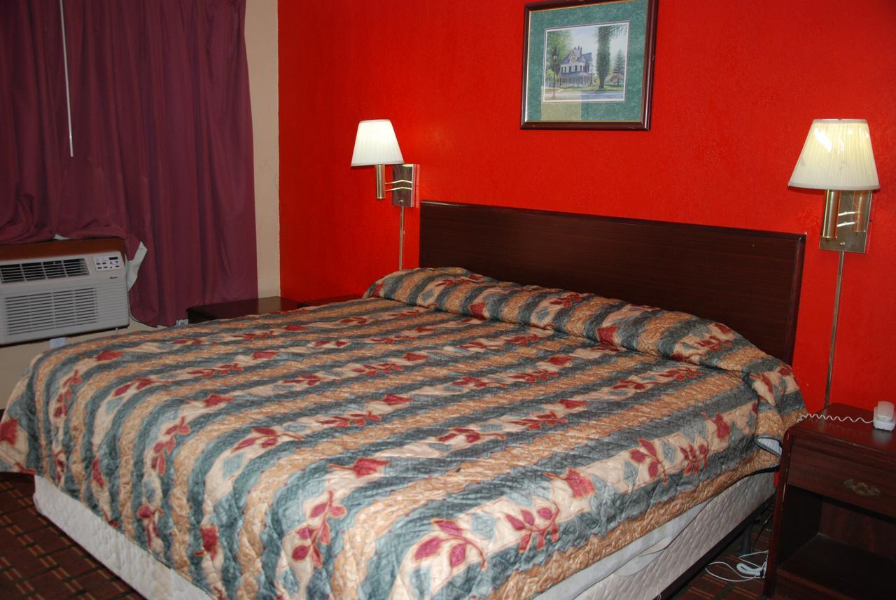 Mount Laurel Motel Hazleton Eksteriør bilde